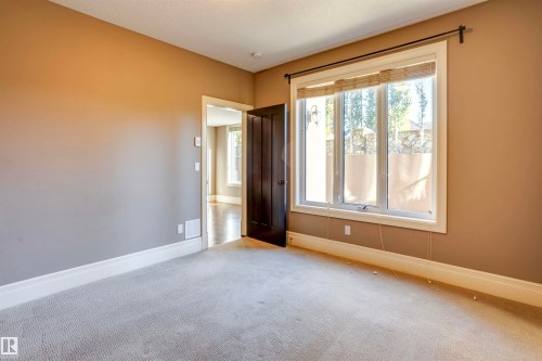 2807 Wheaton Drive, Edmonton, AB - Indoor Photo Showing Other Room