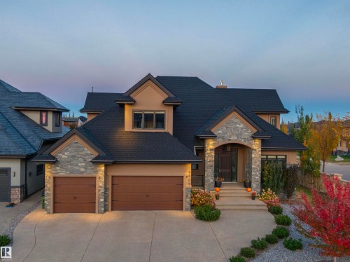 2807 Wheaton Drive, Edmonton, AB - Outdoor With Facade