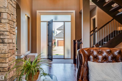 2807 Wheaton Drive, Edmonton, AB - Indoor Photo Showing Other Room