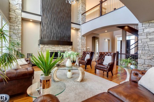 2807 Wheaton Drive, Edmonton, AB - Indoor