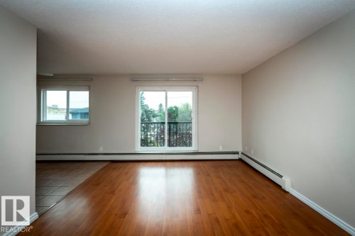 301 7204 81 Avenue, Edmonton, AB - Indoor Photo Showing Other Room