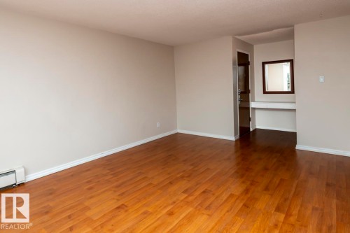 301 7204 81 Avenue, Edmonton, AB - Indoor Photo Showing Other Room
