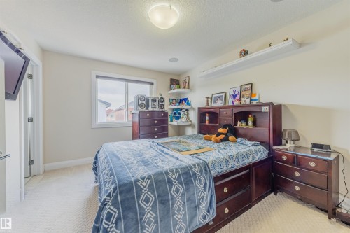 16724 61 Street, Edmonton, AB - Indoor Photo Showing Bedroom