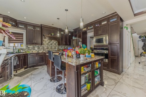 16724 61 Street, Edmonton, AB - Indoor Photo Showing Kitchen With Upgraded Kitchen