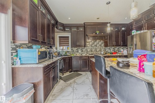 16724 61 Street, Edmonton, AB - Indoor Photo Showing Kitchen With Upgraded Kitchen
