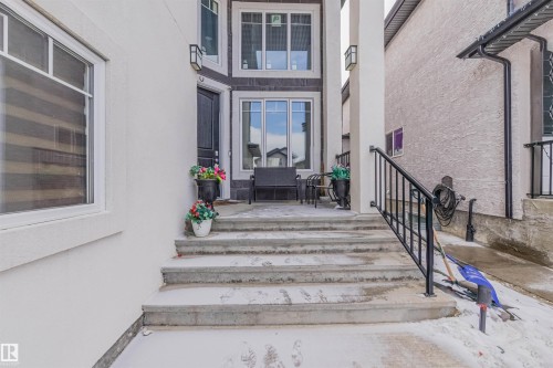 16724 61 Street, Edmonton, AB - Outdoor