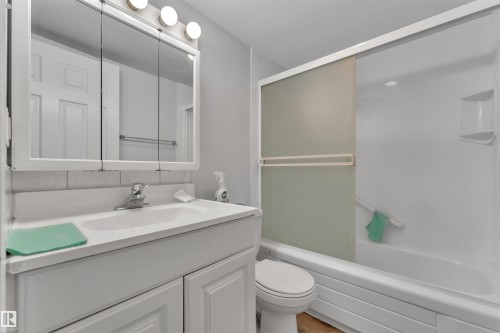 407 9725 106 Street, Edmonton, AB - Indoor Photo Showing Bathroom