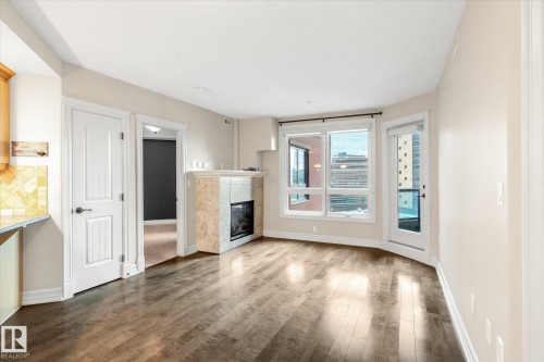 507 10142 111 Street, Edmonton, AB - Indoor With Fireplace