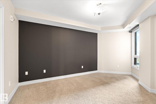 507 10142 111 Street, Edmonton, AB - Indoor Photo Showing Other Room