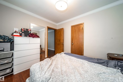 7910 75 Street, Edmonton, AB - Indoor Photo Showing Bedroom