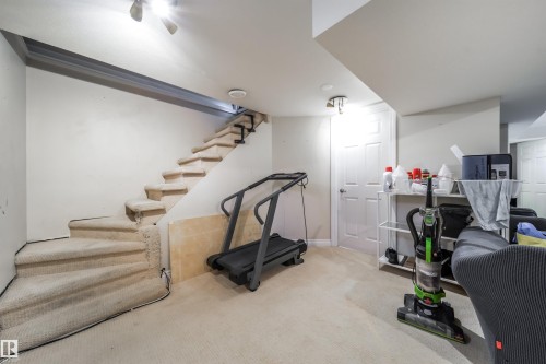 7910 75 Street, Edmonton, AB - Indoor Photo Showing Other Room