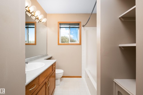 48503 Range Road 263, Rural Leduc County, AB - Indoor Photo Showing Bathroom