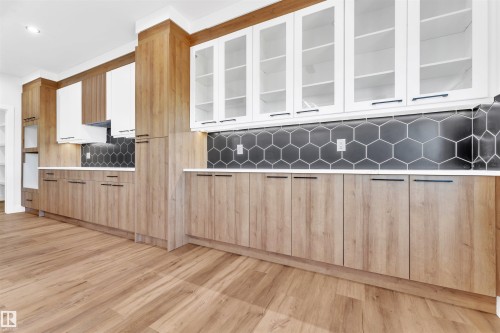 638 Astoria Way, Devon, AB - Indoor Photo Showing Other Room