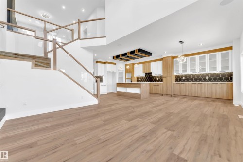 638 Astoria Way, Devon, AB - Indoor Photo Showing Other Room