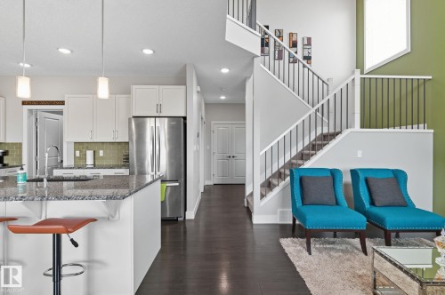 1066 Allendale Crescent, Sherwood Park, AB - Indoor Photo Showing Kitchen With Stainless Steel Kitchen With Upgraded Kitchen