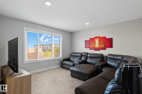 1066 Allendale Crescent, Sherwood Park, AB - Indoor Photo Showing Living Room