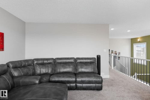 1066 Allendale Crescent, Sherwood Park, AB - Indoor Photo Showing Living Room