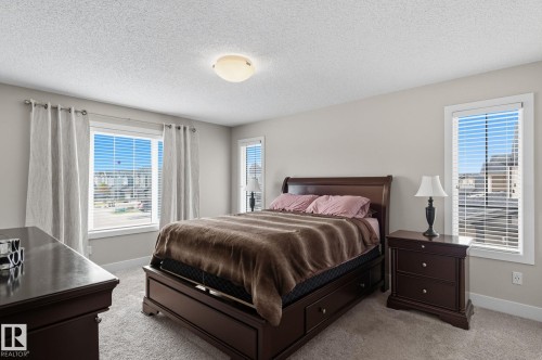 1066 Allendale Crescent, Sherwood Park, AB - Indoor Photo Showing Bedroom