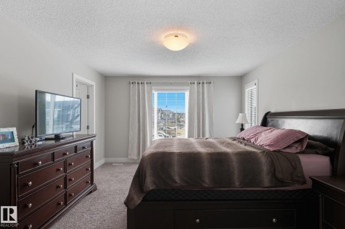 1066 Allendale Crescent, Sherwood Park, AB - Indoor Photo Showing Bedroom