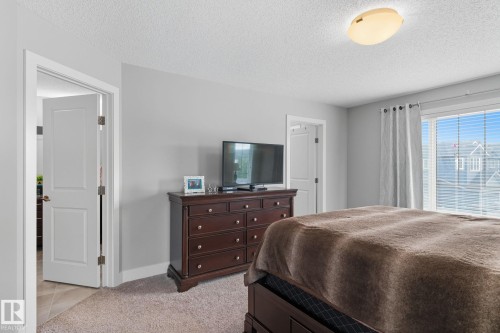 1066 Allendale Crescent, Sherwood Park, AB - Indoor Photo Showing Bedroom