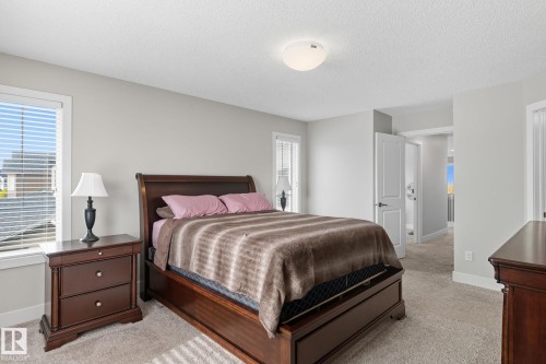 1066 Allendale Crescent, Sherwood Park, AB - Indoor Photo Showing Bedroom