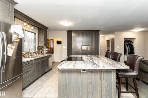 10619 149 Street, Edmonton, AB - Indoor Photo Showing Kitchen With Double Sink