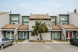 56 2020 105 Street  Edmonton, AB T6J 5J2