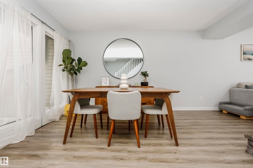 56 2020 105 Street, Edmonton, AB - Indoor Photo Showing Dining Room