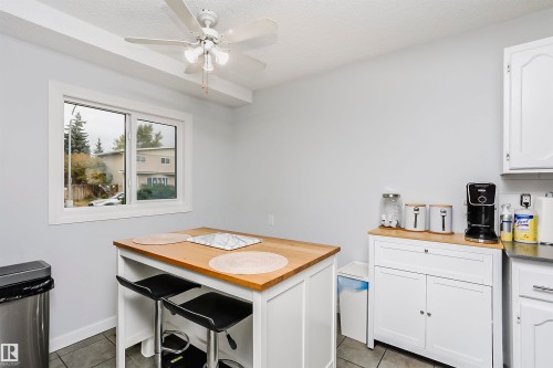 56 2020 105 Street, Edmonton, AB - Indoor