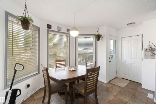 5520 45 Street, Lamont, AB - Indoor Photo Showing Dining Room