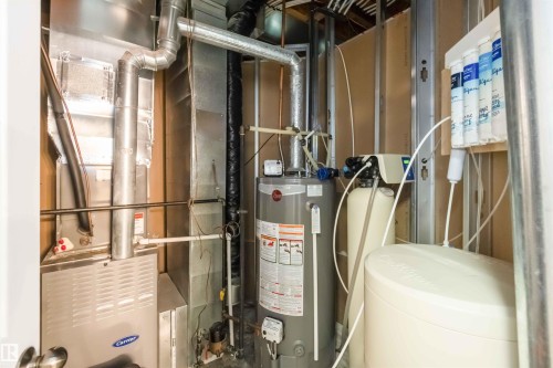 5520 45 Street, Lamont, AB - Indoor Photo Showing Basement