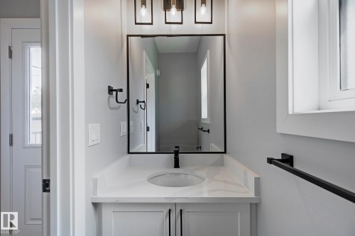 11633 St Albert Trail, Edmonton, AB - Indoor Photo Showing Other Room