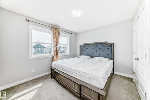 1452 30 Street, Edmonton, AB - Indoor Photo Showing Bedroom