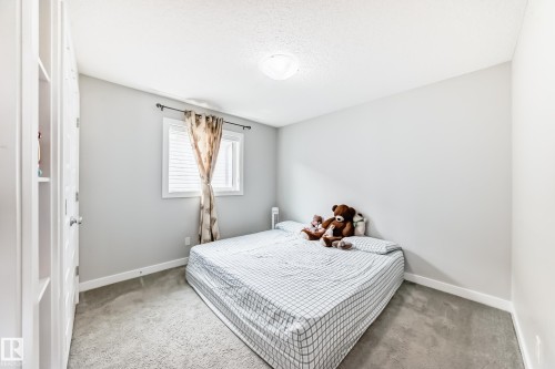 1452 30 Street, Edmonton, AB - Indoor Photo Showing Bedroom