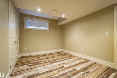 10842 175A Avenue, Edmonton, AB - Indoor