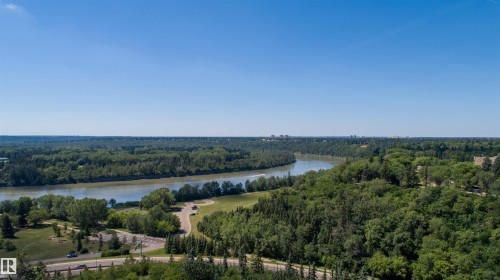 901 10143 Clifton Place, Edmonton, AB 