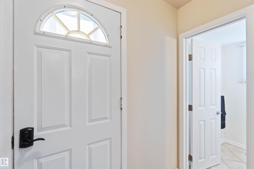 9000 168 Street, Edmonton, AB - Indoor Photo Showing Other Room