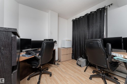 101 6220 134 Avenue, Edmonton, AB - Indoor Photo Showing Office