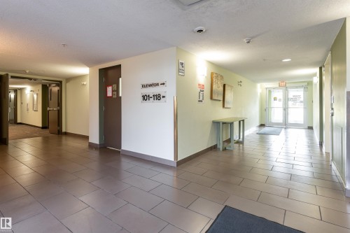101 6220 134 Avenue, Edmonton, AB - Indoor Photo Showing Other Room