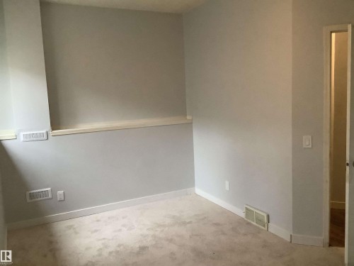 15704 61 Street, Edmonton, AB - Indoor Photo Showing Other Room