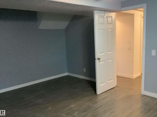 15704 61 Street, Edmonton, AB - Indoor Photo Showing Other Room