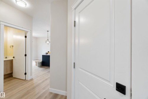 4908 49 Avenue, Gibbons, AB - Indoor Photo Showing Other Room