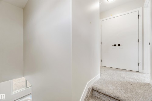 4908 49 Avenue, Gibbons, AB - Indoor Photo Showing Other Room