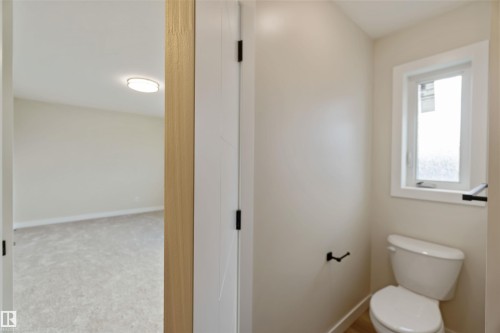 4908 49 Avenue, Gibbons, AB - Indoor Photo Showing Bathroom