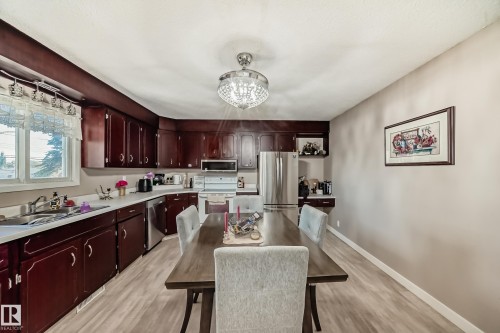 5093 45 Street, Drayton Valley, AB - Indoor