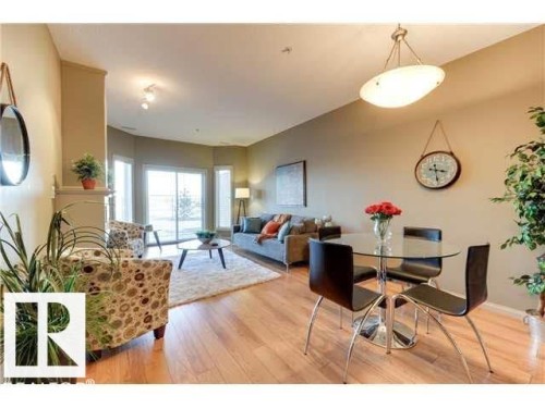 112 4312 139 Avenue, Edmonton, AB - Indoor Photo Showing Other Room