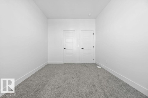 3309 Chickadee Drive, Edmonton, AB - Indoor Photo Showing Other Room