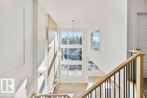 3309 Chickadee Drive, Edmonton, AB - Indoor Photo Showing Other Room