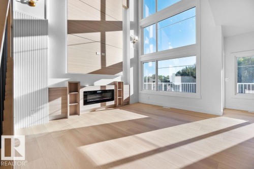 3309 Chickadee Drive, Edmonton, AB - Indoor Photo Showing Other Room