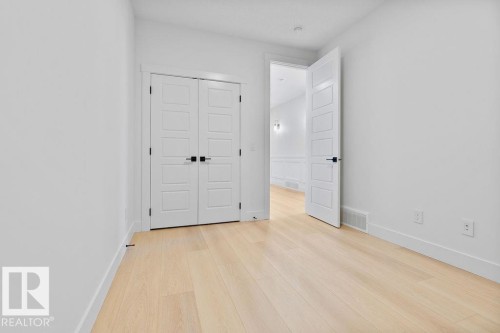 3309 Chickadee Drive, Edmonton, AB - Indoor Photo Showing Other Room